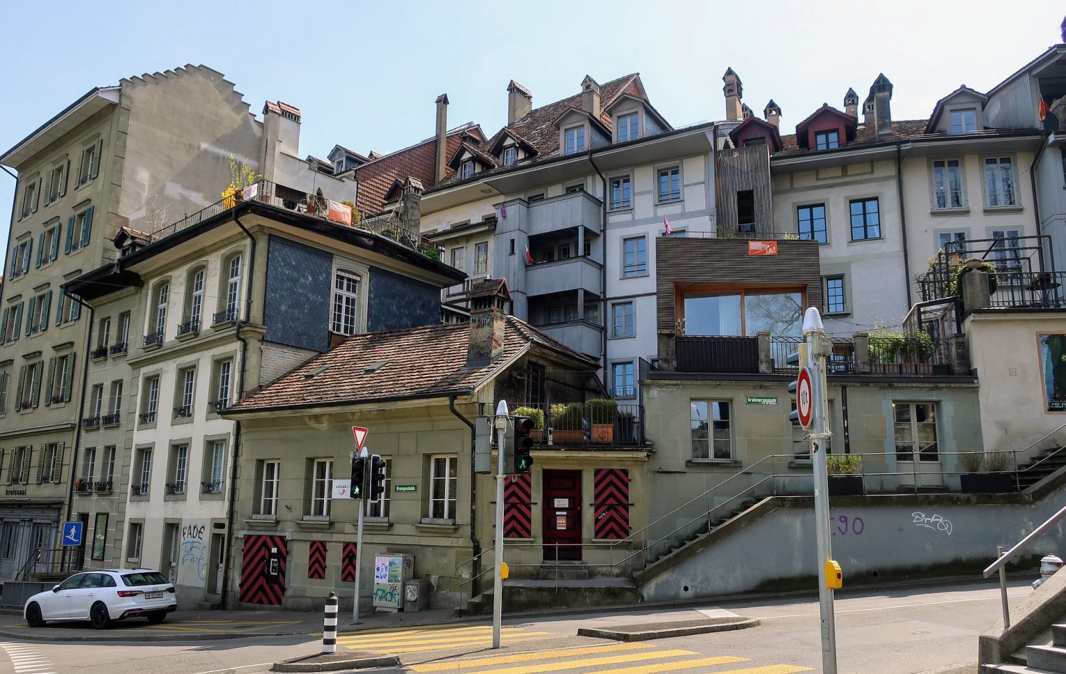 Bern houses Ken Ritley