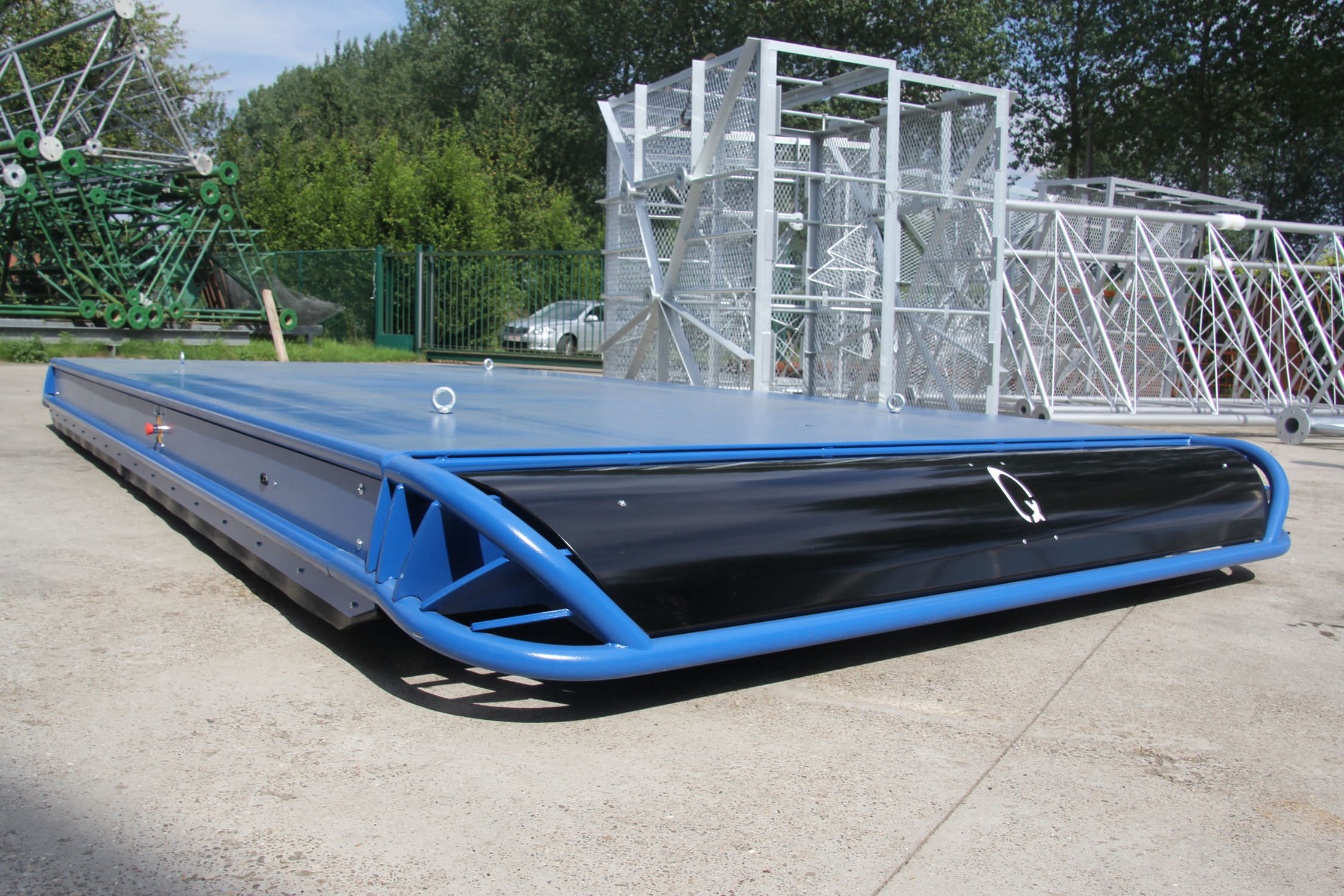 Electric selfpropelled trailer RITM Industry