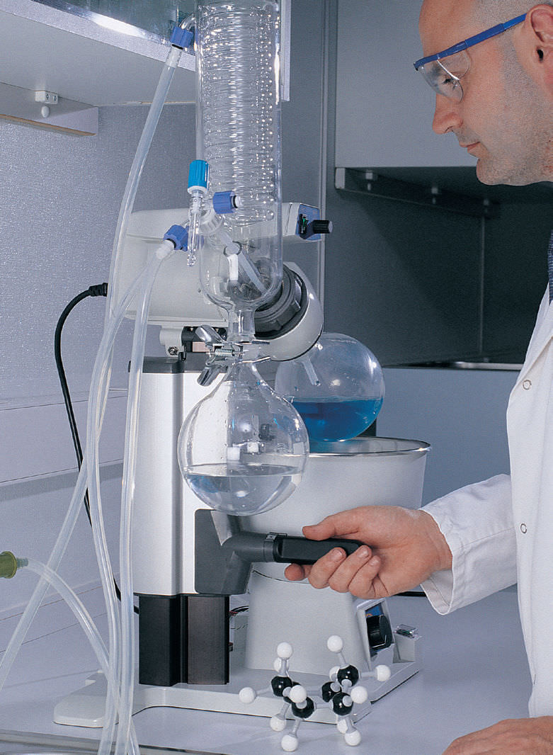 Rotary evaporator / laboratory / for sample concentration / with lift