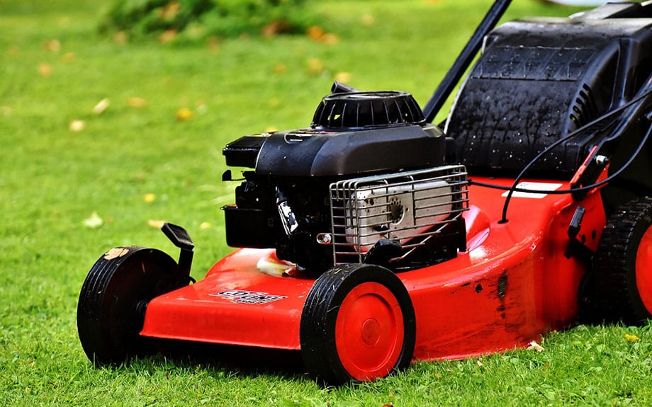 Mowing Mistakes That Will Ruin Your Lawn Riverbend Landscapes & Tree