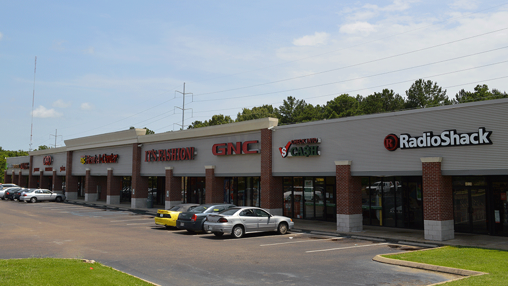 Metro Junction Shopping Center 2711 Greenway Drive, Jackson, MS 39204