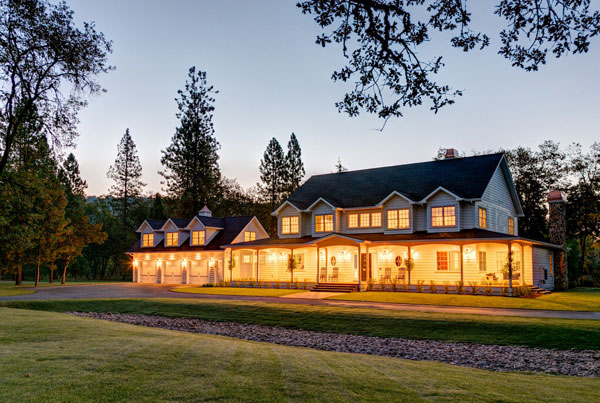 Riverdell Construction Custom Home Builder & Contractor in Oregon