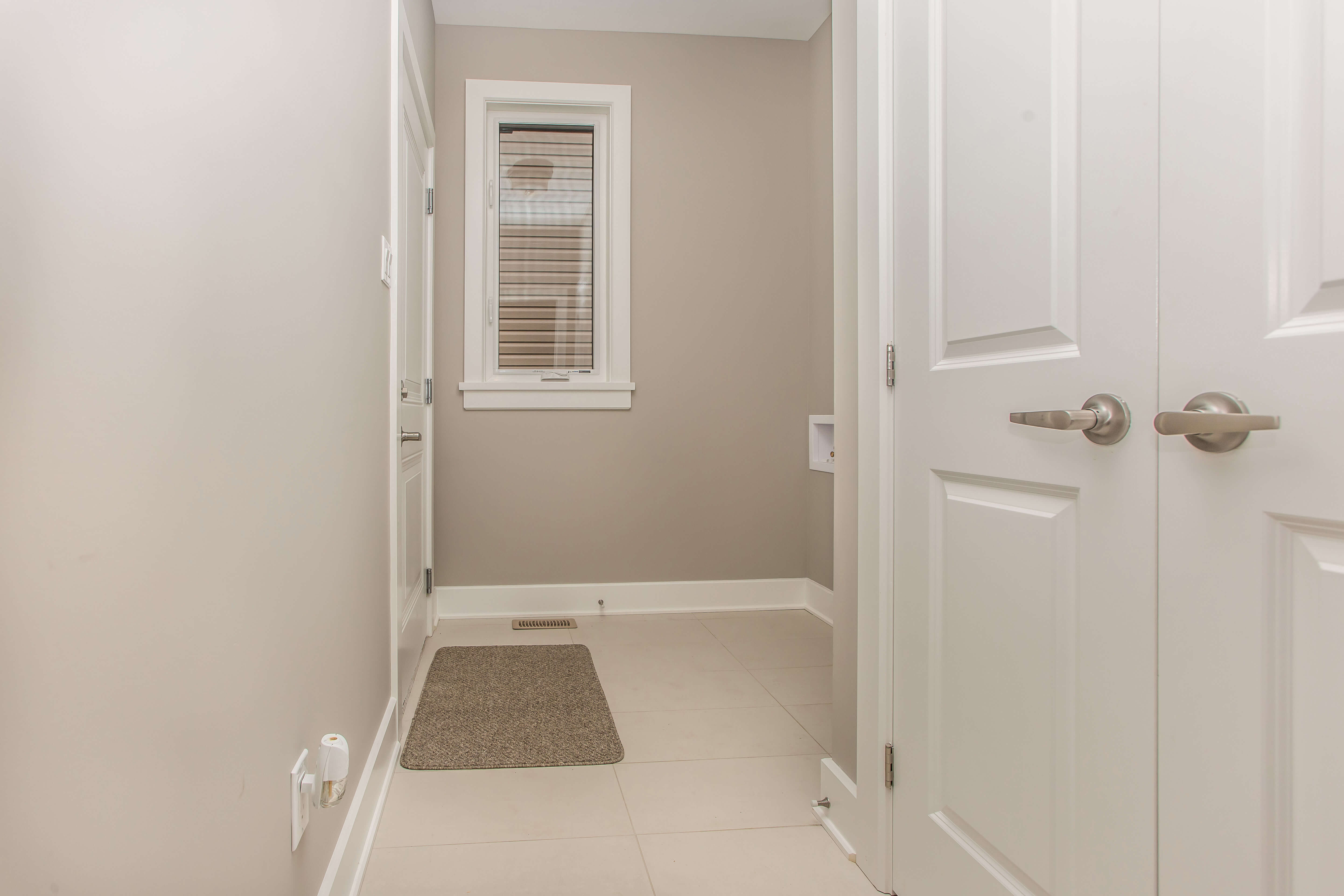 Semisectiongallery Riverfront Estates