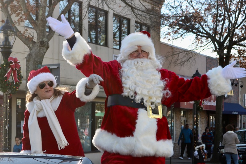 Christmas Parade 2022, Medina Riverhead Holiday Parade Postponed To Sunday Due To Weather Concerns - Riverheadlocal