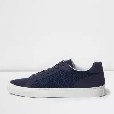 Navy blue laceup trainers trainers shoes / boots men