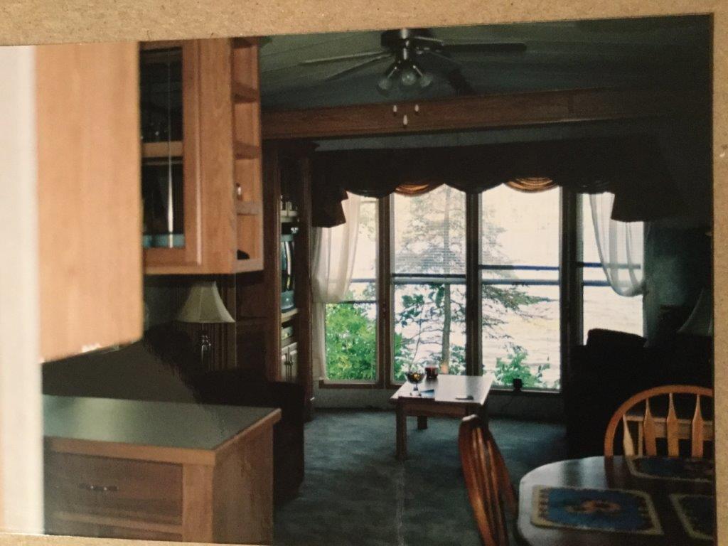 Riverlake Cottages and Campground McKellar Ontario Lake manitouwabing