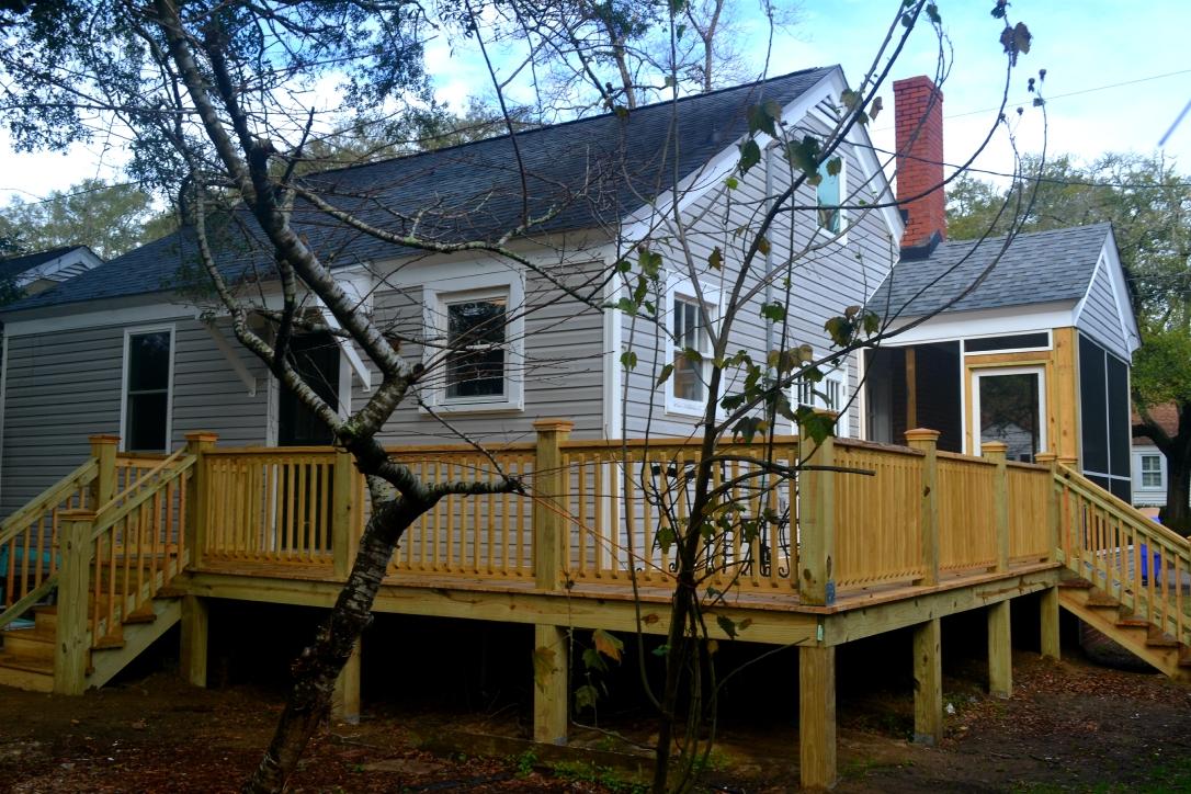 About Riverland Terrace