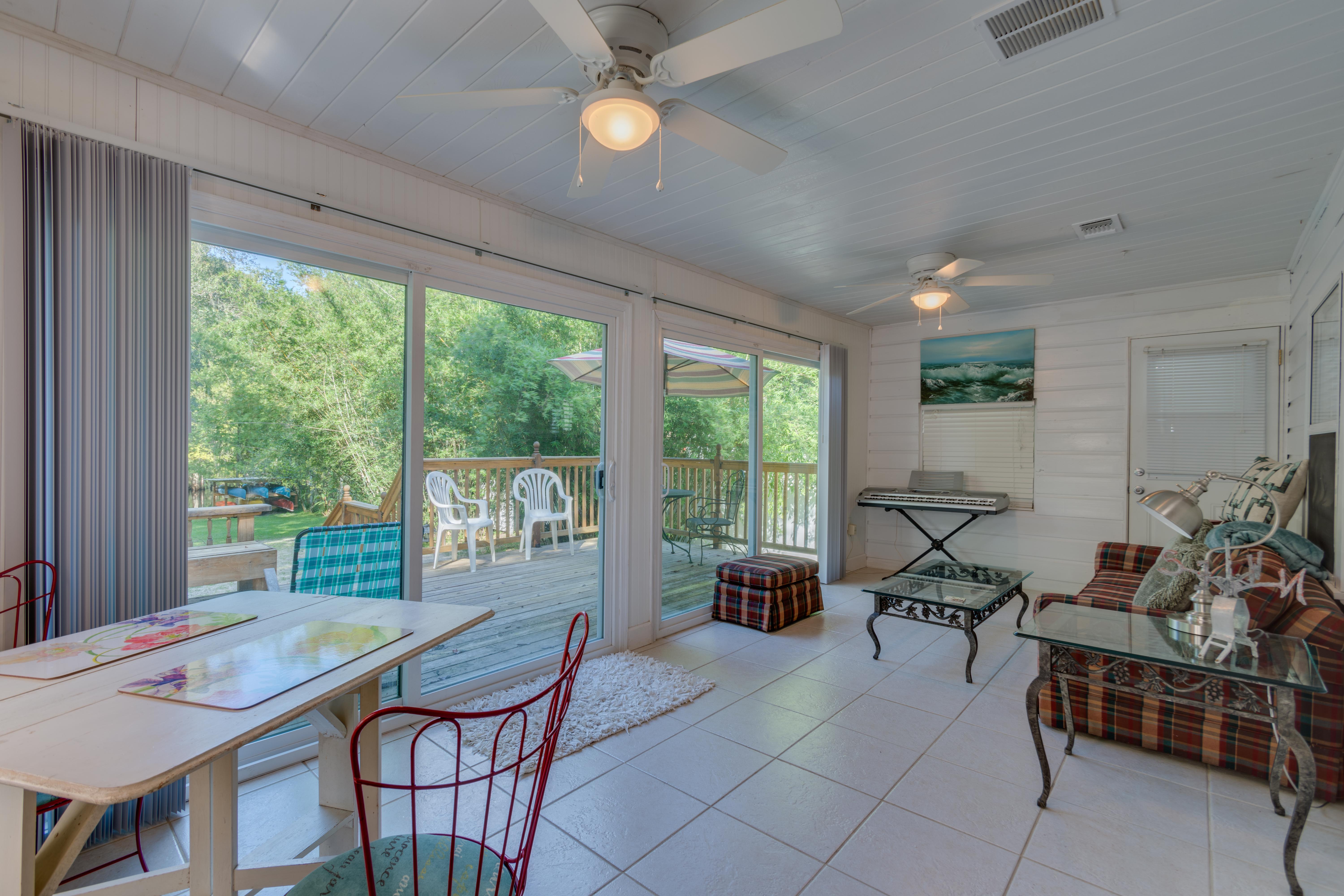 River Oaks Landing Cottage Rental