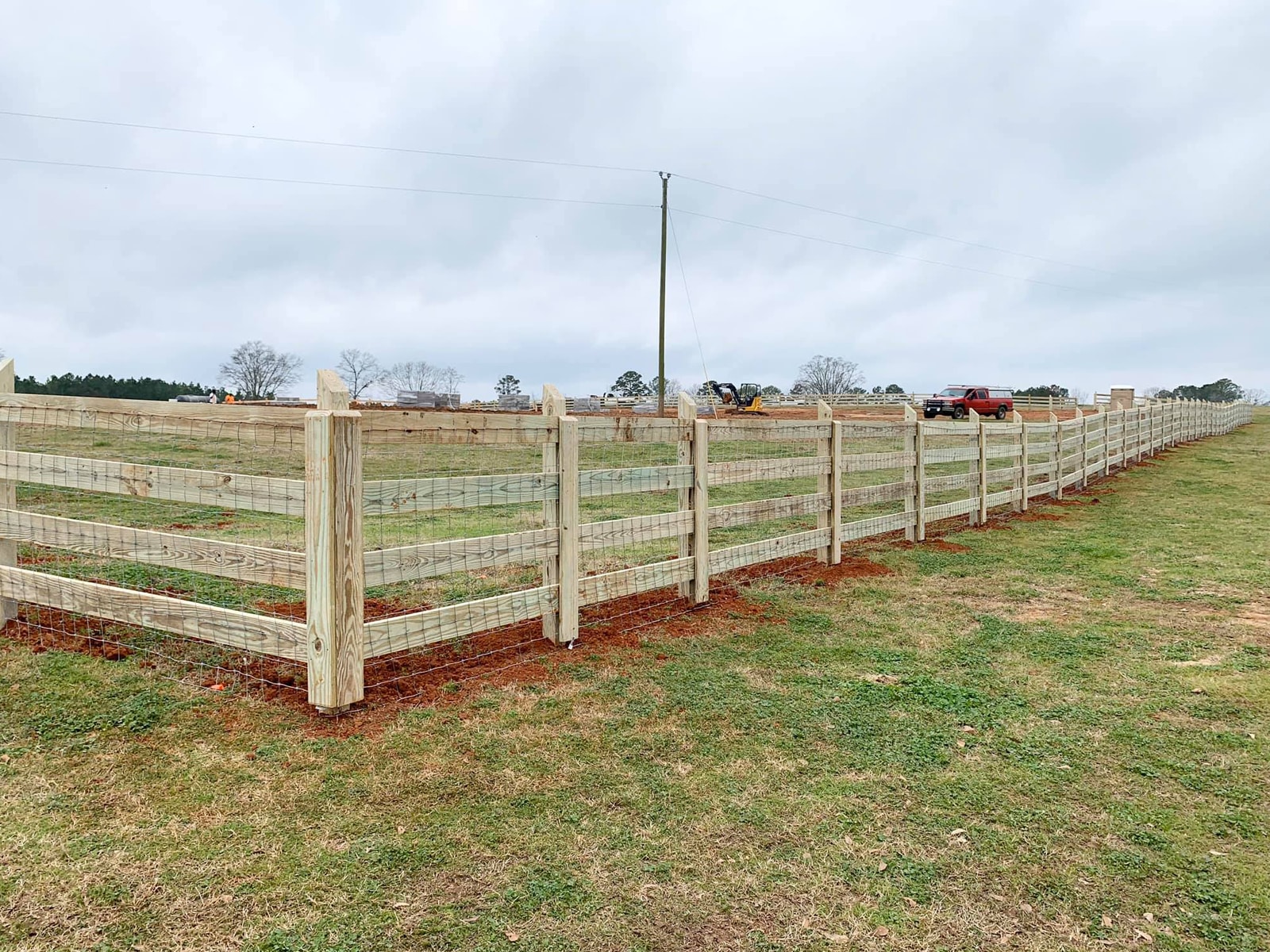 Electric Fence Installation Near Montgomery, AL Master Fence Pro