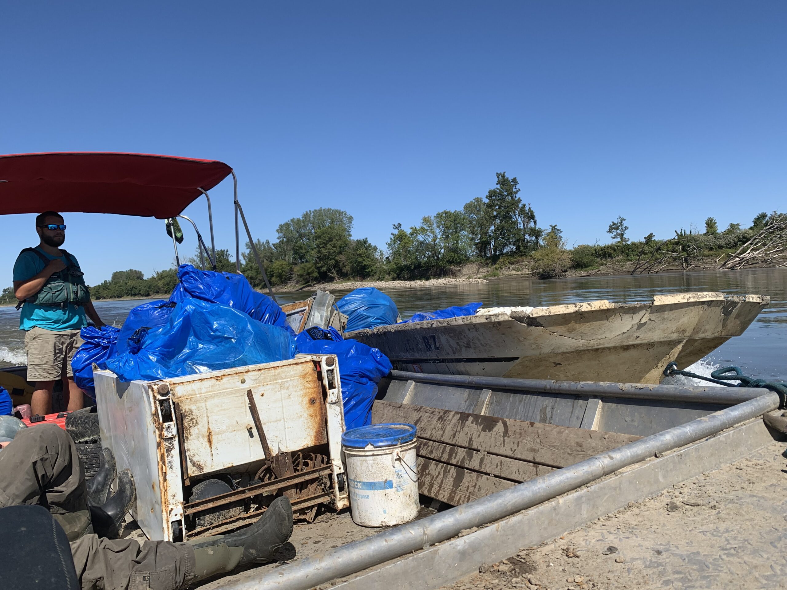 The Clean Sweep "Advanced Trash Haulers" Missouri River Relief