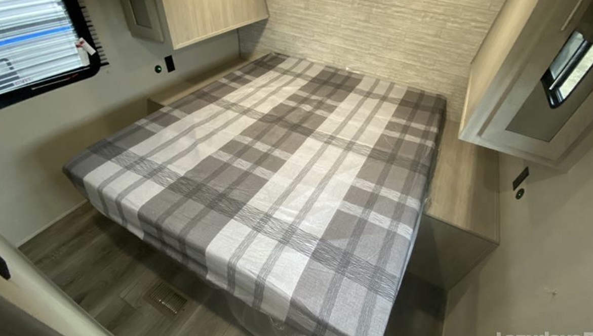 2021 Coachmen Catalina River Road Rental