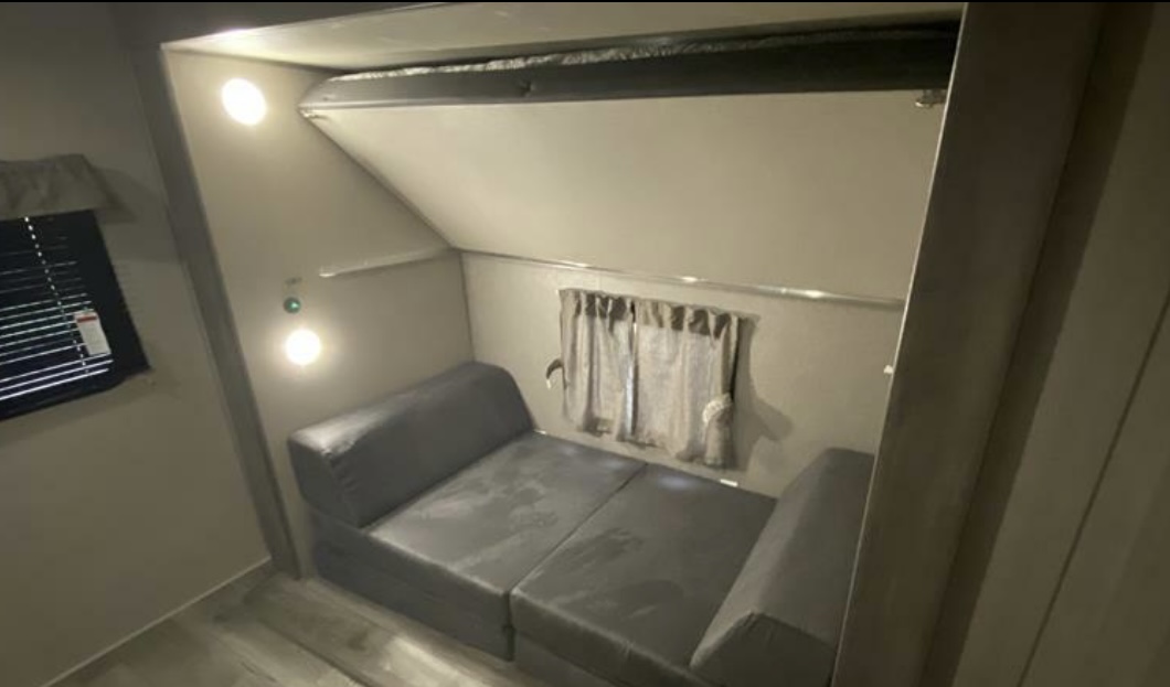 2021 Coachmen Catalina River Road Rental