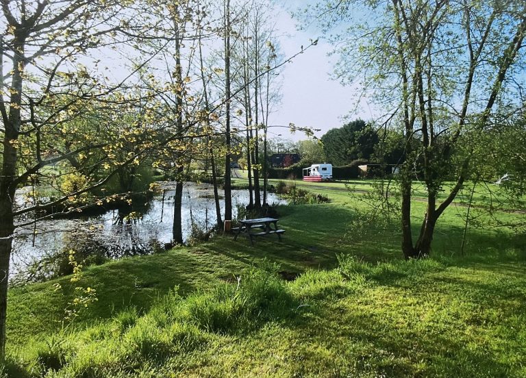 Campsite RIVERSIDE LAKES
