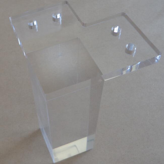 Clear Lucite furniture legs in Sofa and CenterRivers