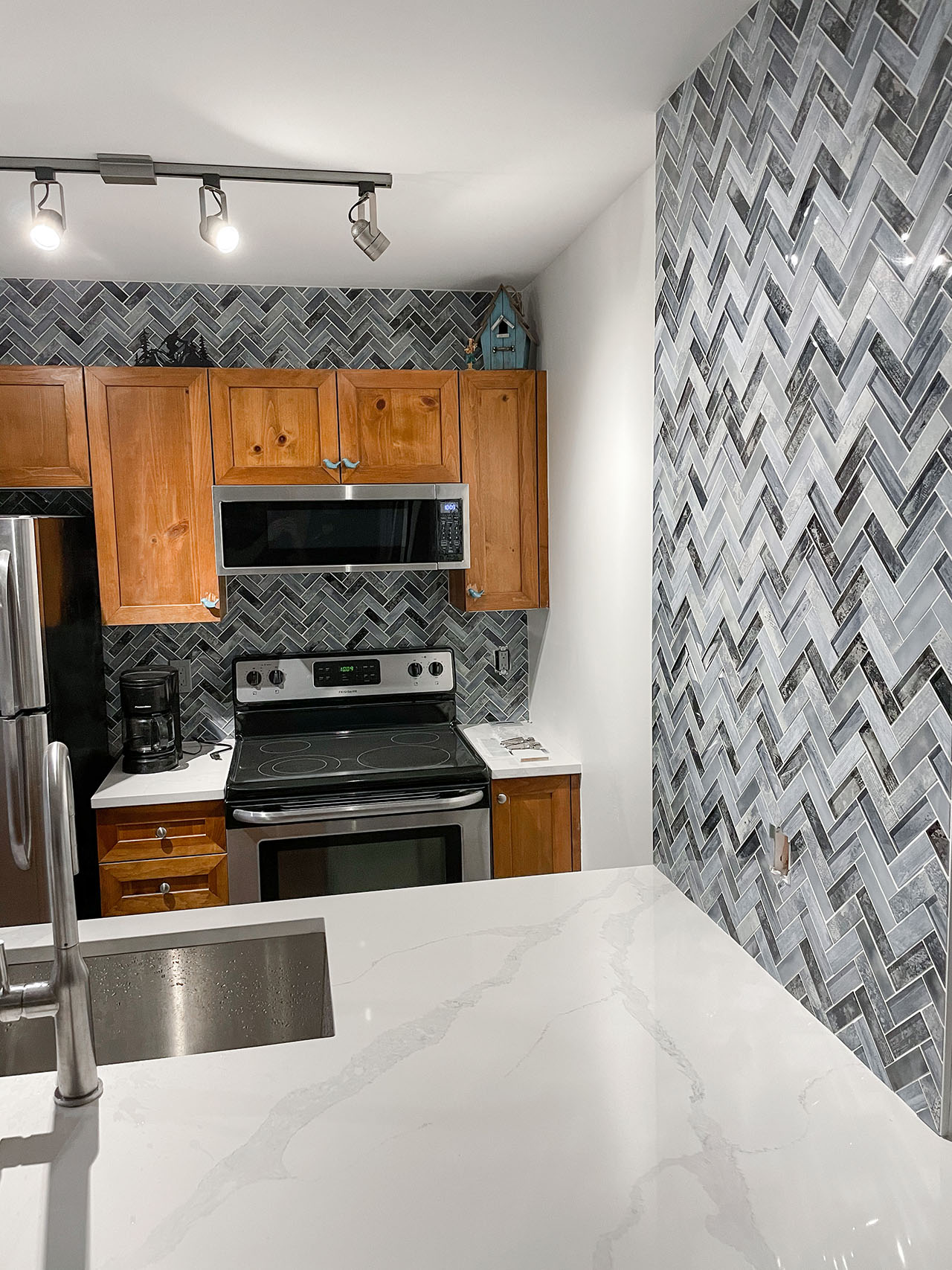 Gallery Kitchen RiverStone Tiles by Peter RiverStone Tiles by Peter