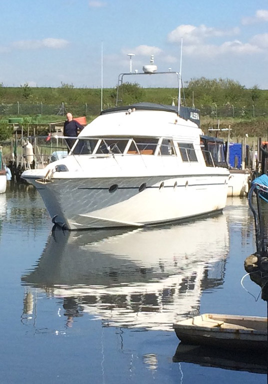 River Thames Moorings Gallery