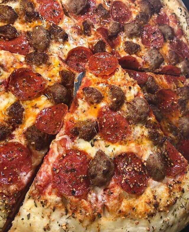 Riverview's Pizza Place Downriver Michigan's favorite pizza since 1990