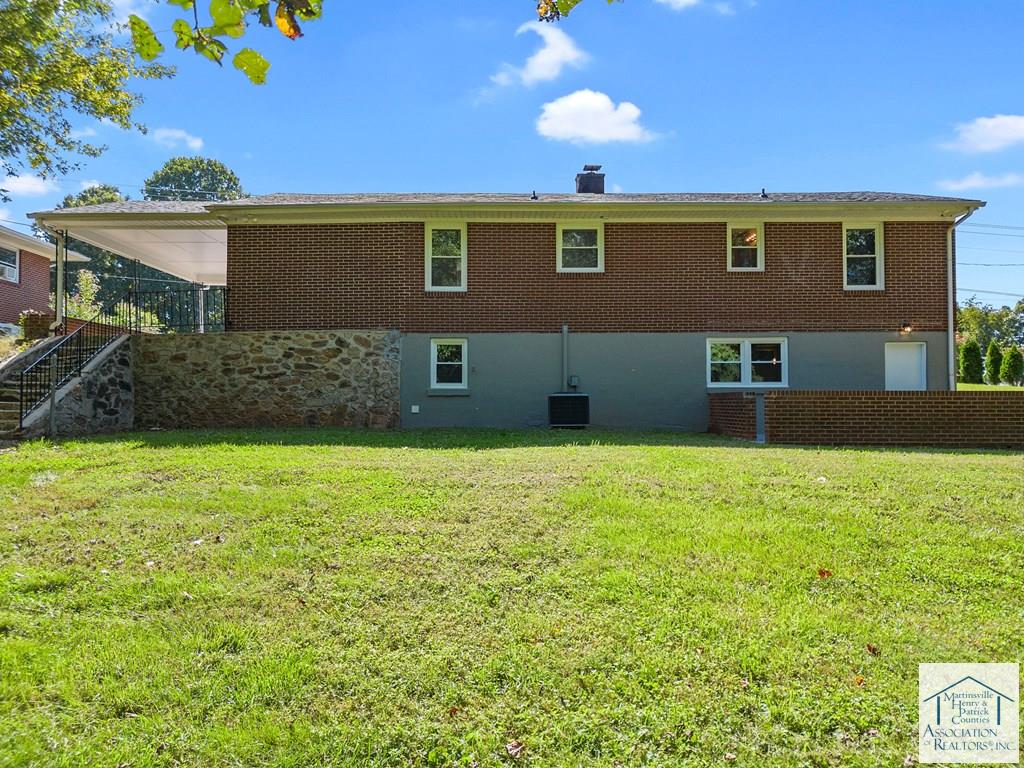 Real Estate Martinsville, VA Rives S. Brown Helping you find a home