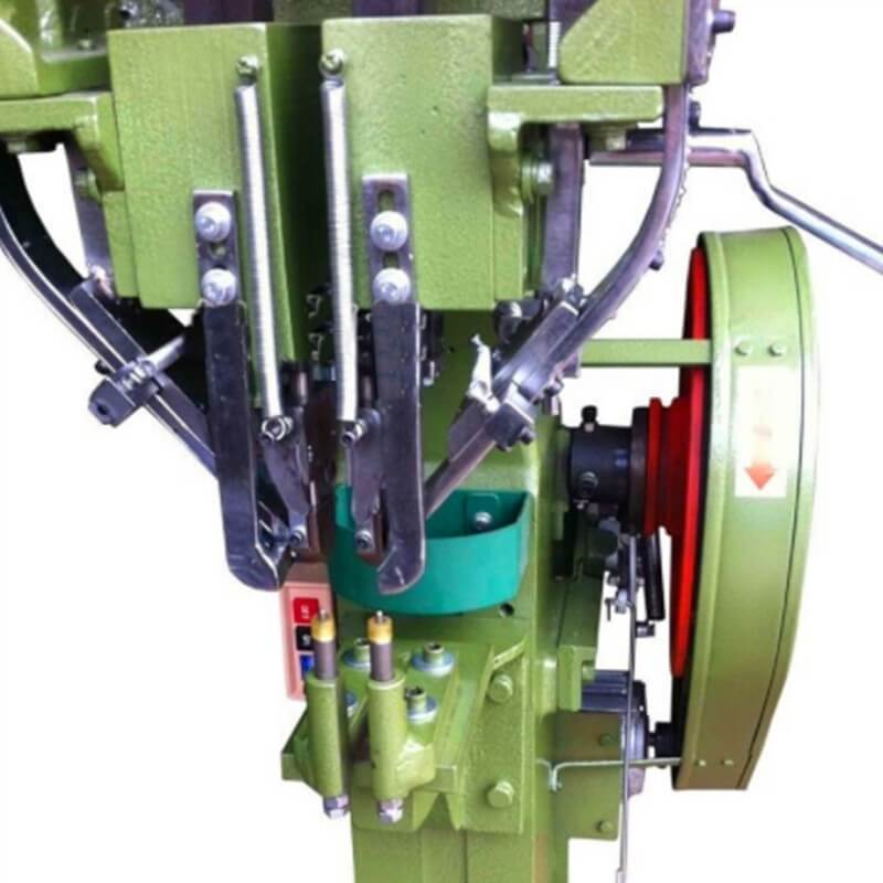 Small Distance Adjustable Twin Heads Automatic Rivet Machine Factory