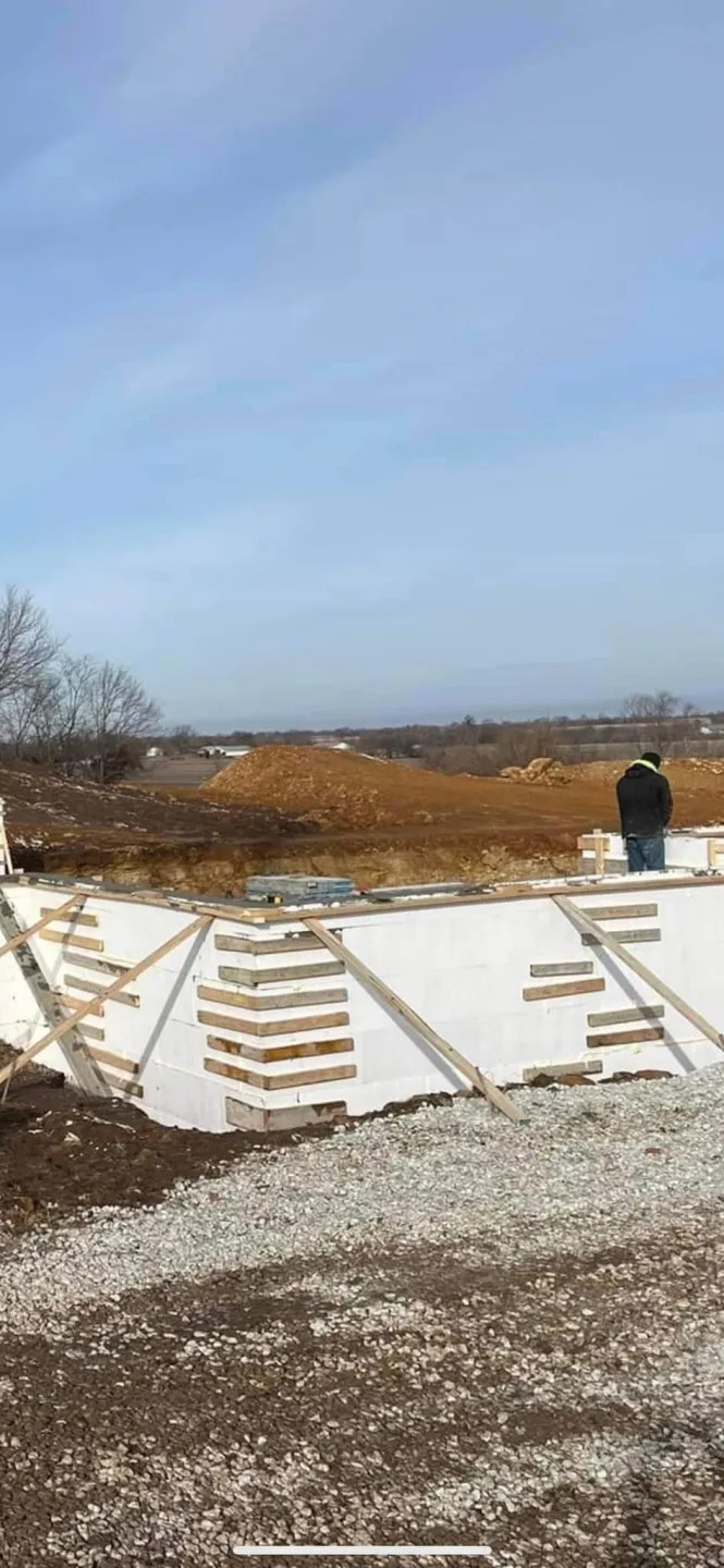 CUSTOM HOME BUILDER MONTANA RIVIERA CUSTOM LLC.