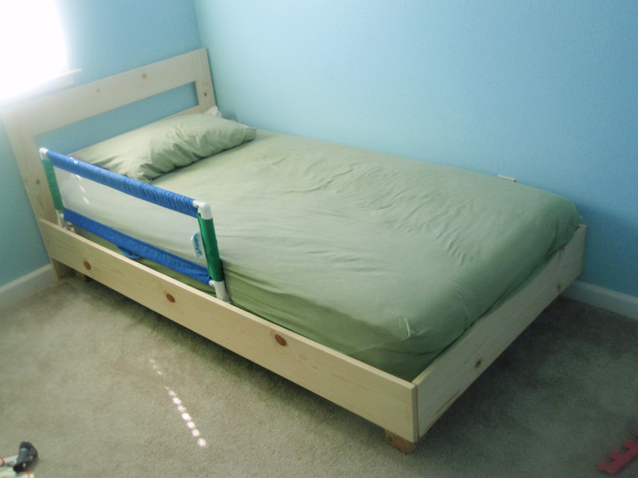 How To Make A Twin Size Bed Woodwork How To Build A Twin Bed PDF Plans