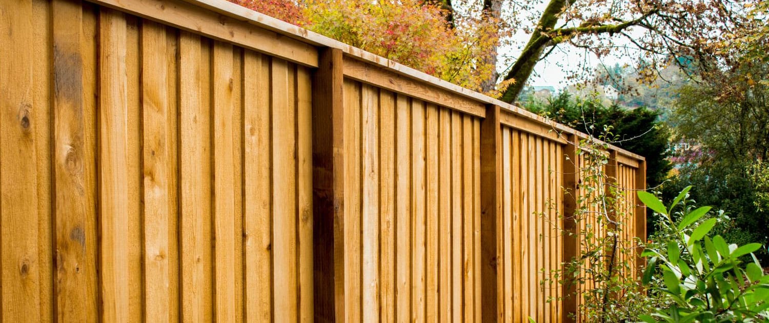 fencing Gloucester R Lugg Landscaping Services Gloucestershire