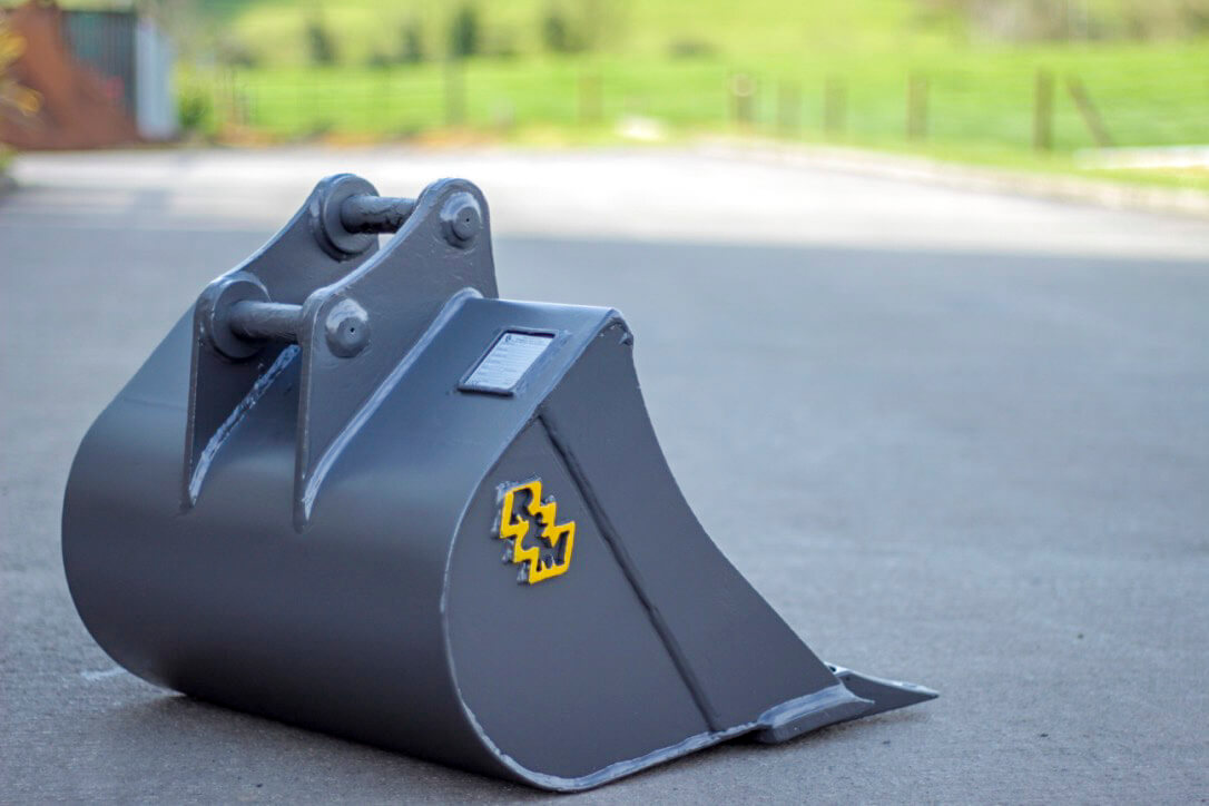 Excavating Digging Buckets R&M Buckets