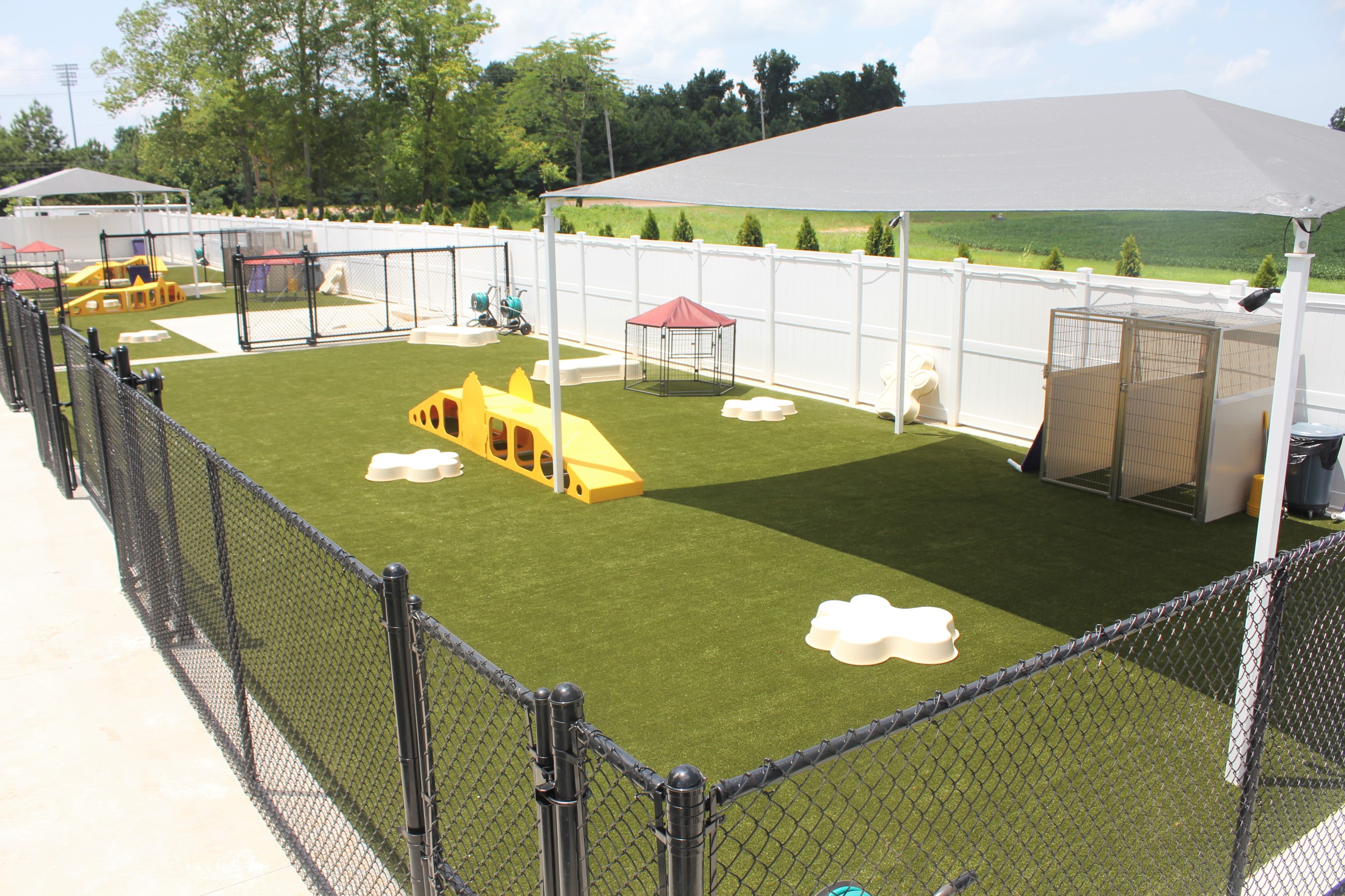 PetSuites Stay & Play RM Development Group