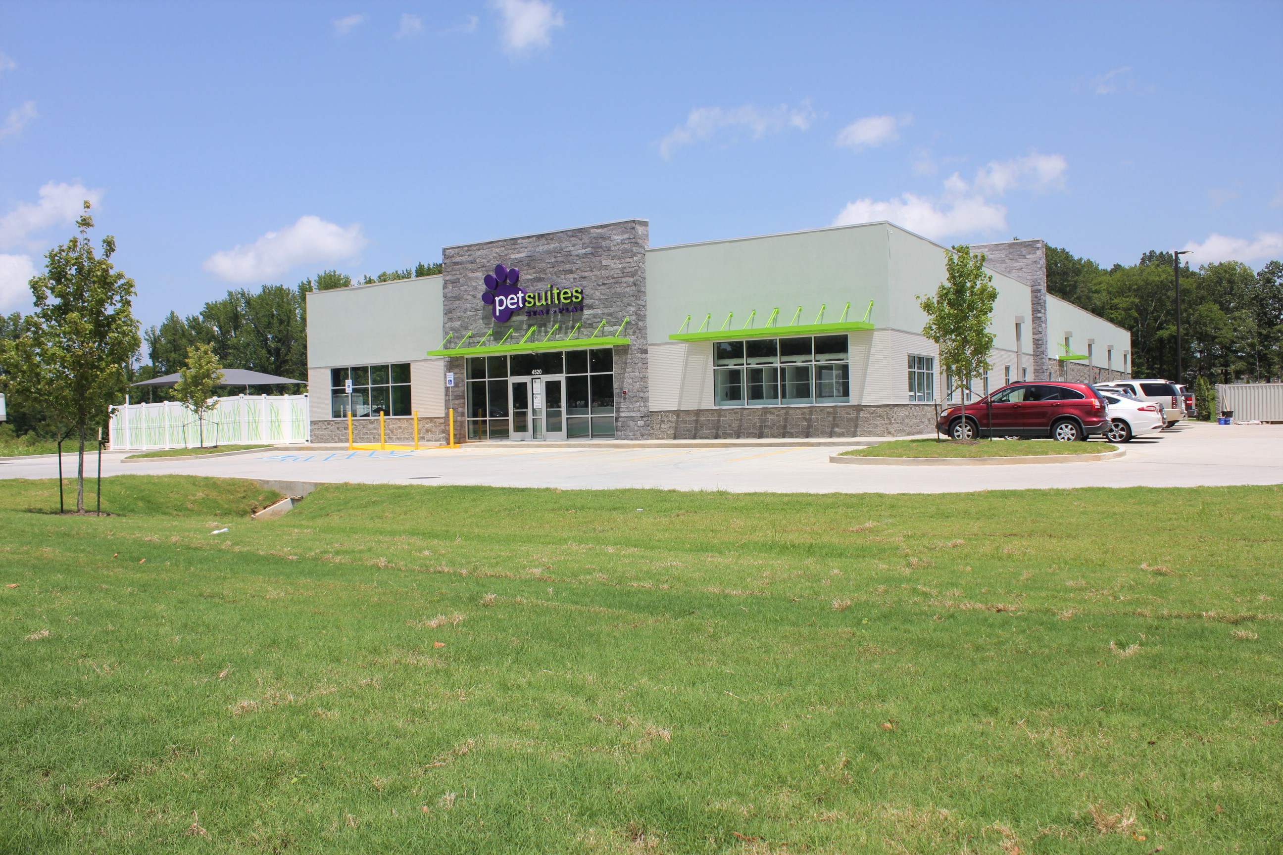 PetSuites Stay & Play RM Development Group