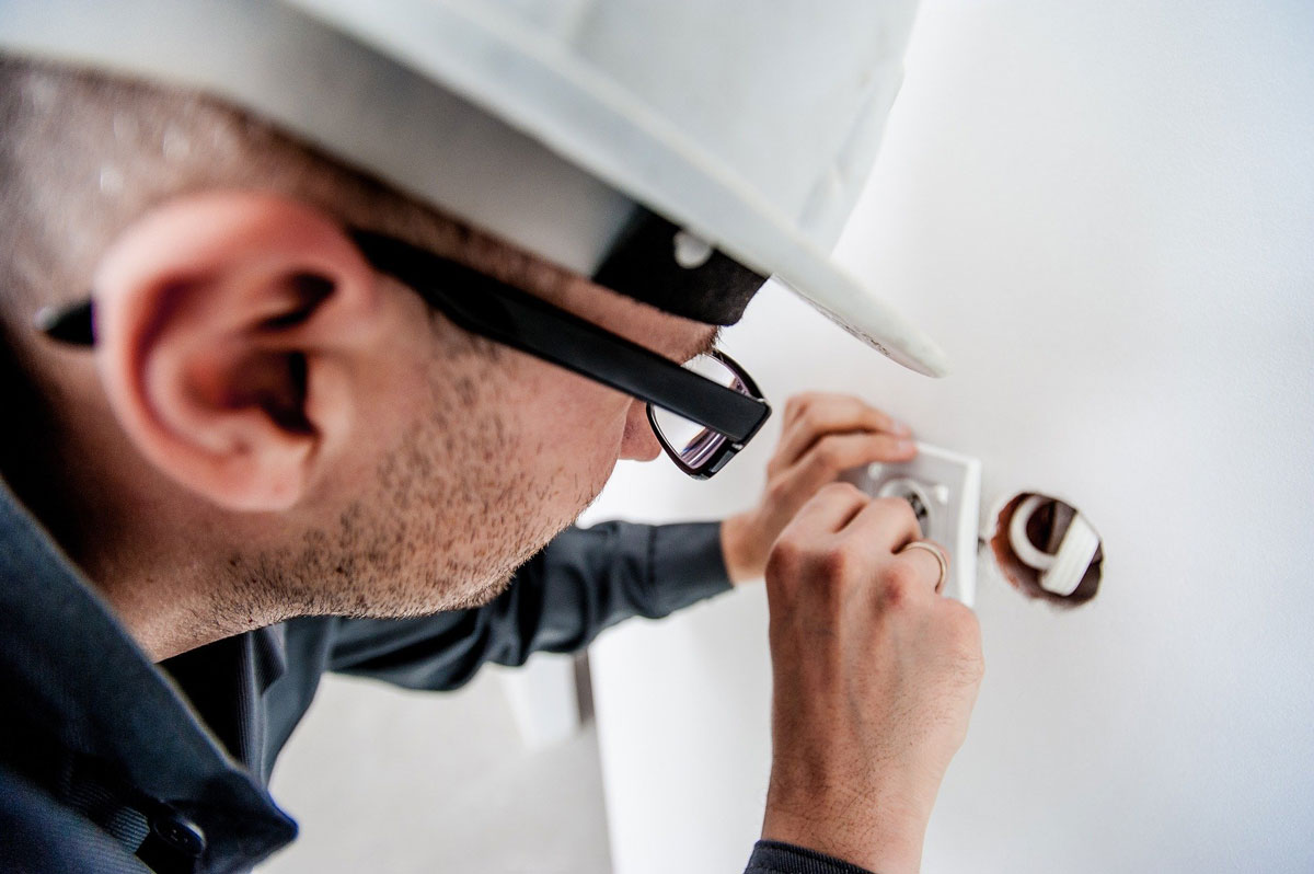 About Us RM Electrical Electrical Work in Adelaide