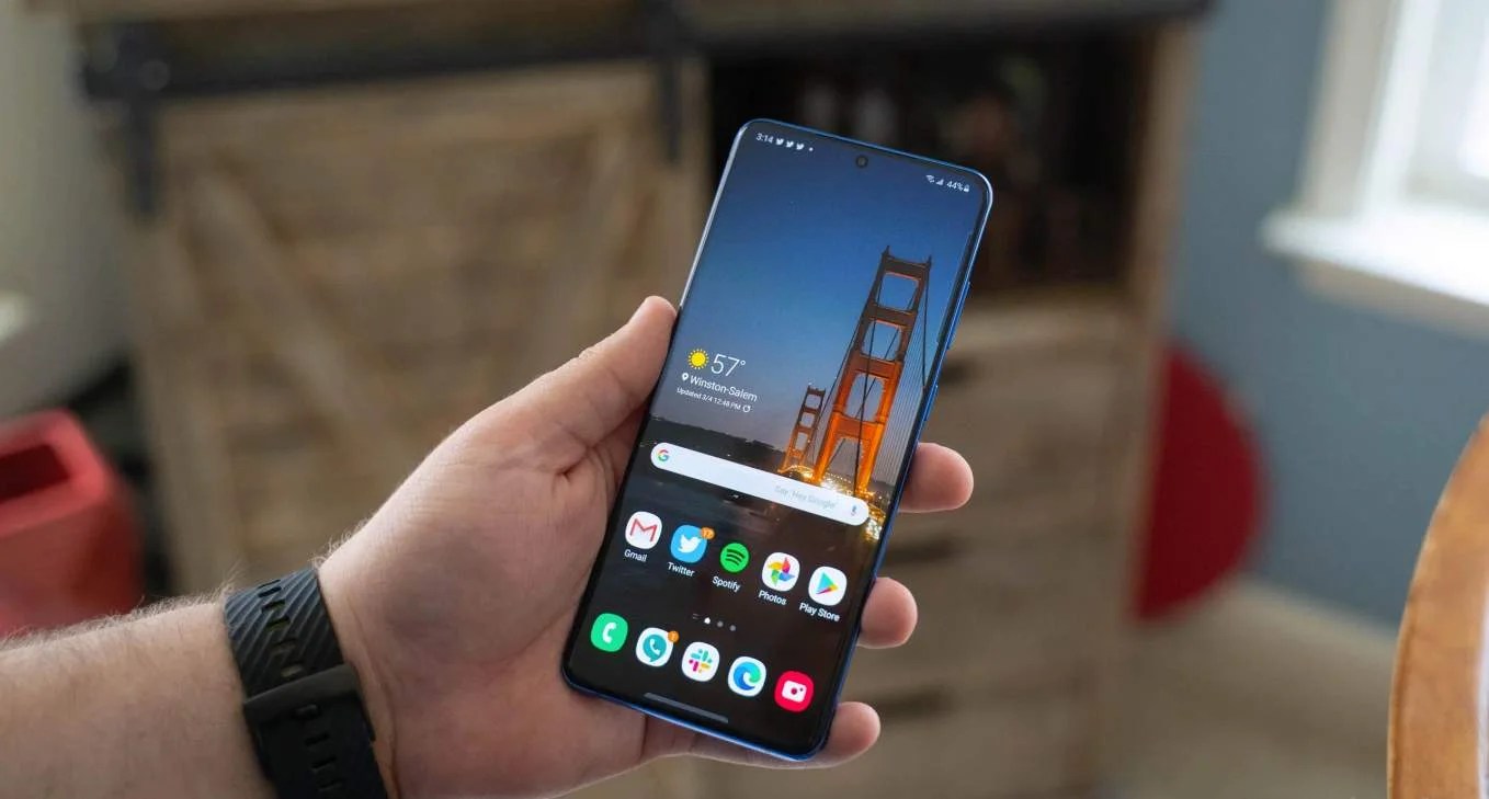 How To Screenshot On Samsung S21 Ultra howtojkl