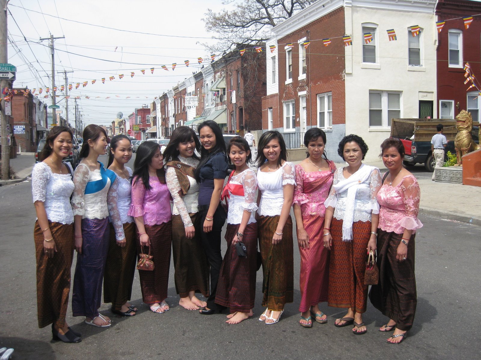 Cambodian Community in Philadelphia Rath, Muni's Resources ទំព័រ 2