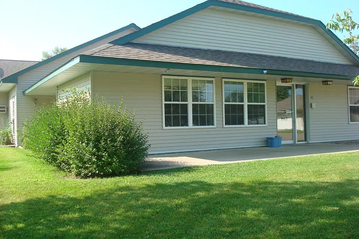 Centre Crossing Courtyard Property Management