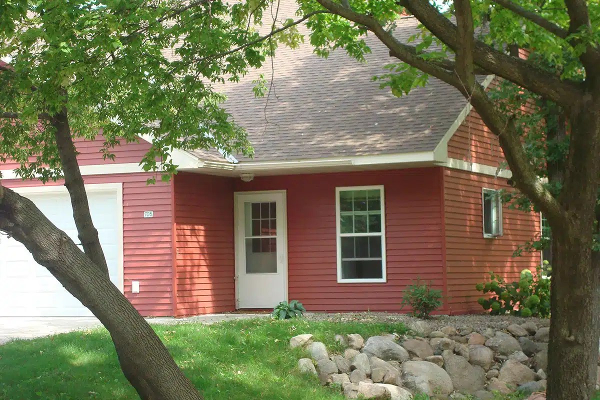 Mill Park Townhomes Courtyard Property Management