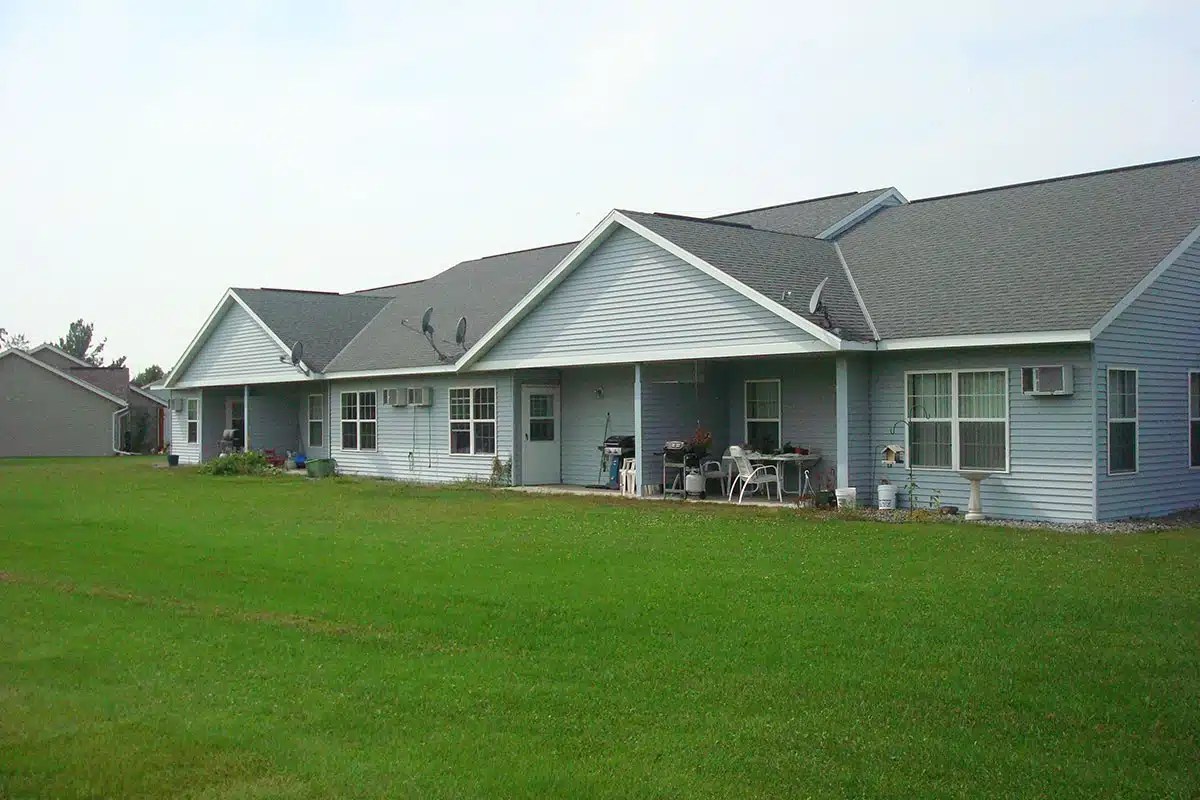 Randall Townhomes Courtyard Property Management