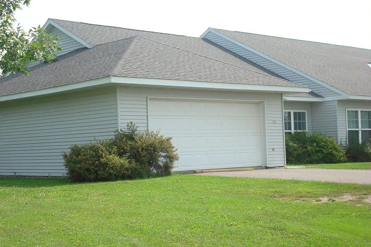 Randall Townhomes Courtyard Property Management