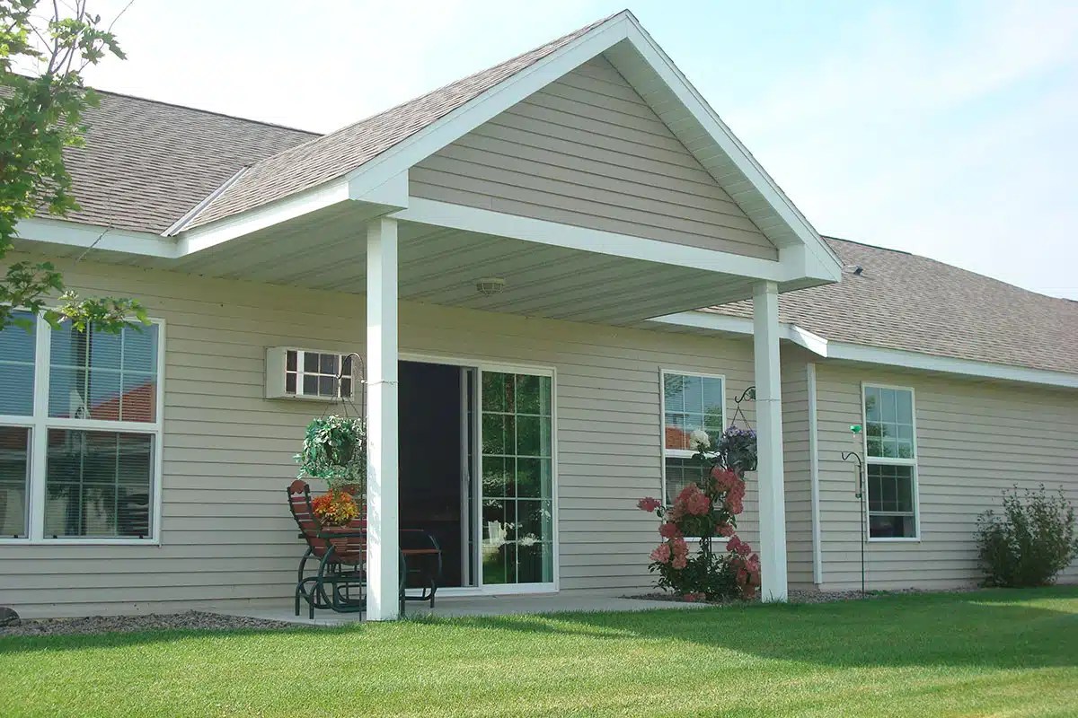 Plainfield Townhomes Courtyard Property Management