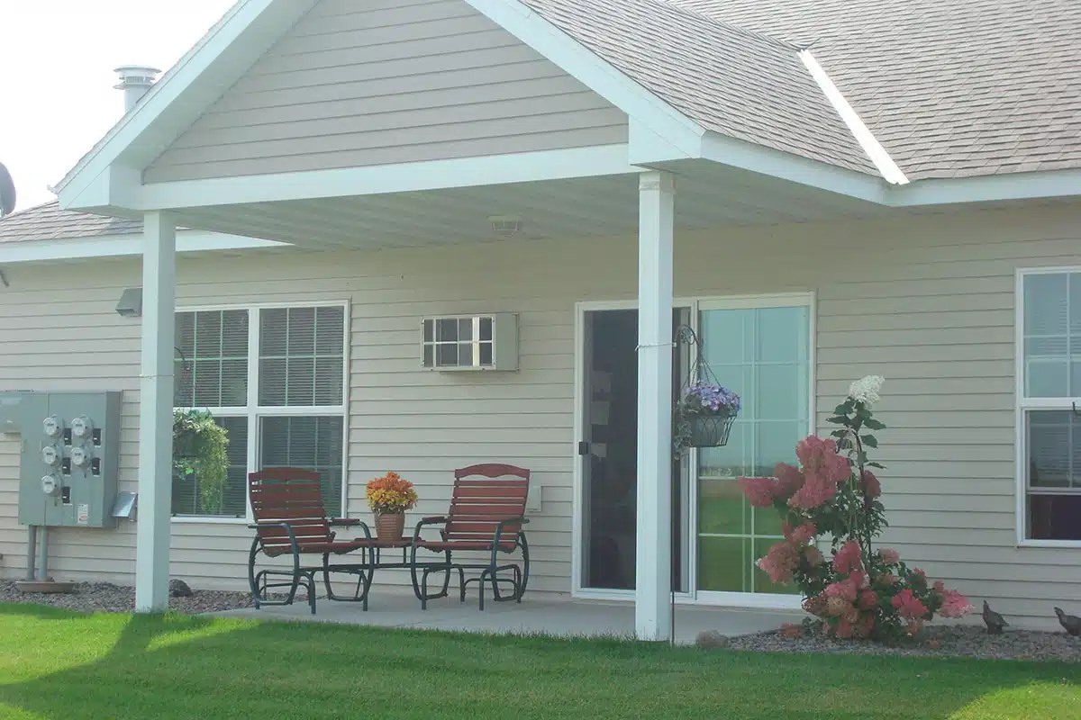 Plainfield Townhomes Courtyard Property Management