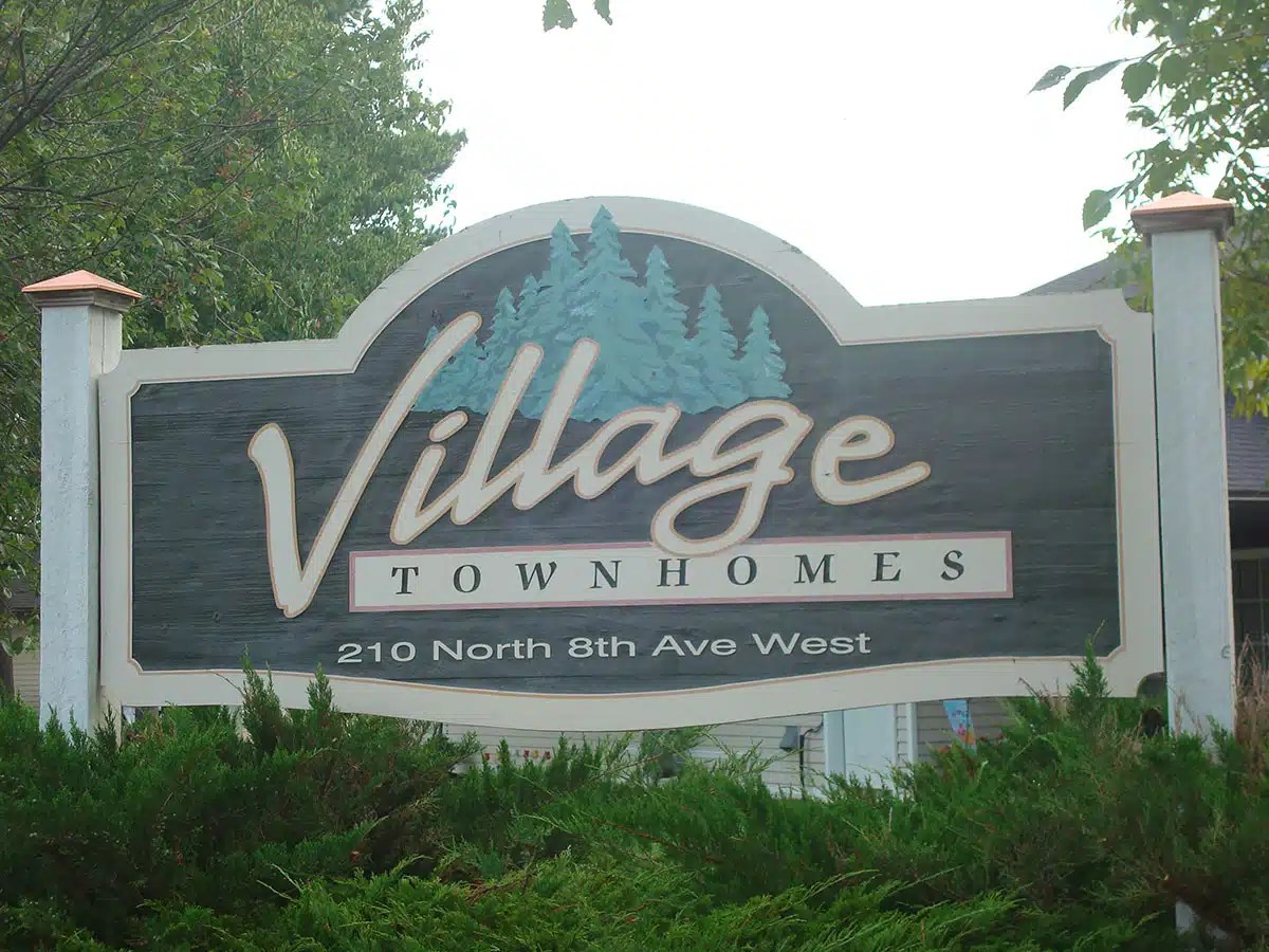 Village Townhomes Courtyard Property Management