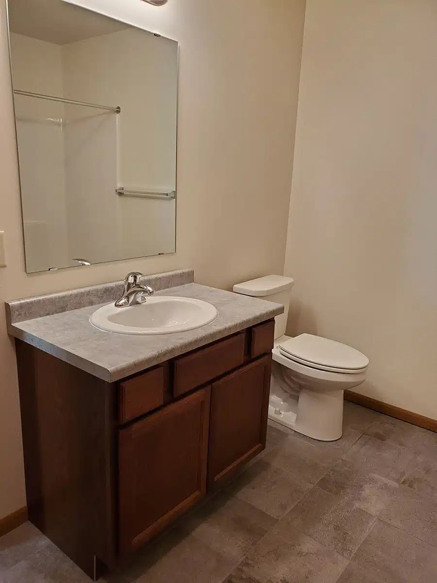 Lincoln Park Townhomes Courtyard Property Management