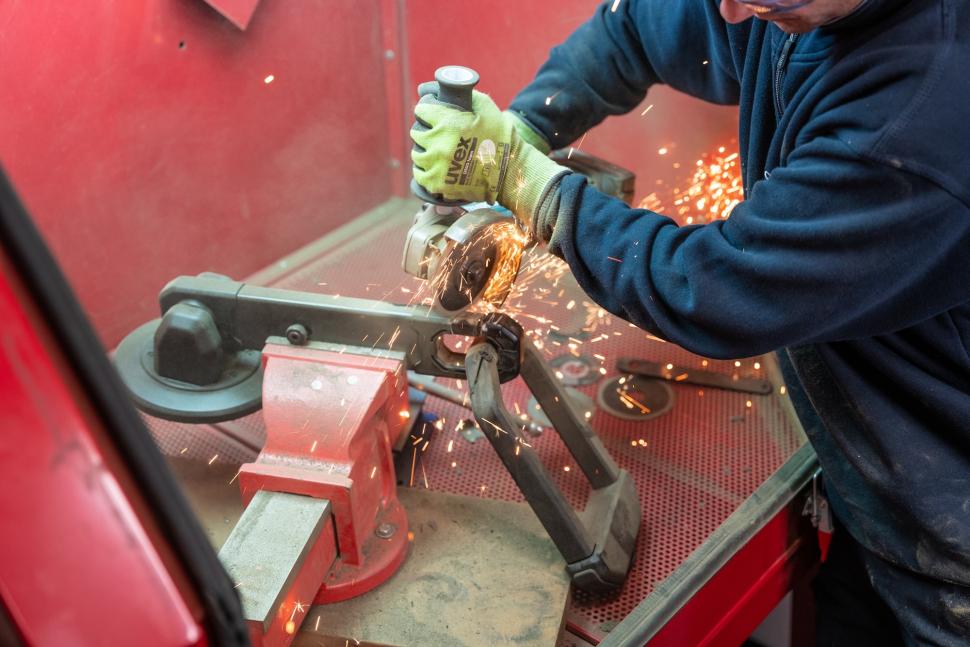 Angle grinders? Pah! Has Hiplok invented the ultimate bike lock system