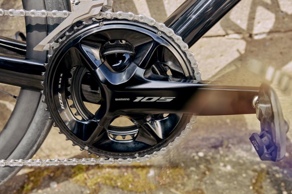 At last! Shimano unveils 12speed mechanical 105 R7100 groupset to sit