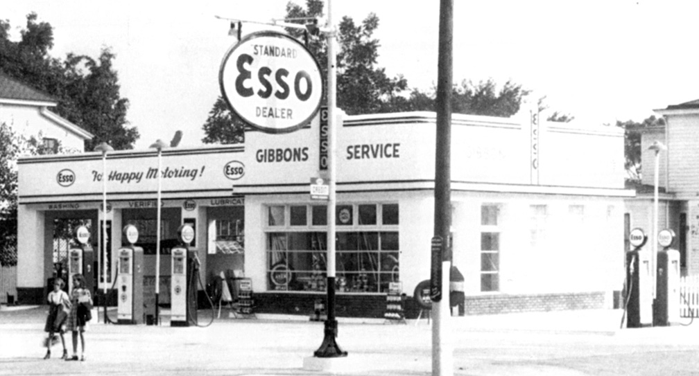 North Carolina Icebox & Modern Gas Stations