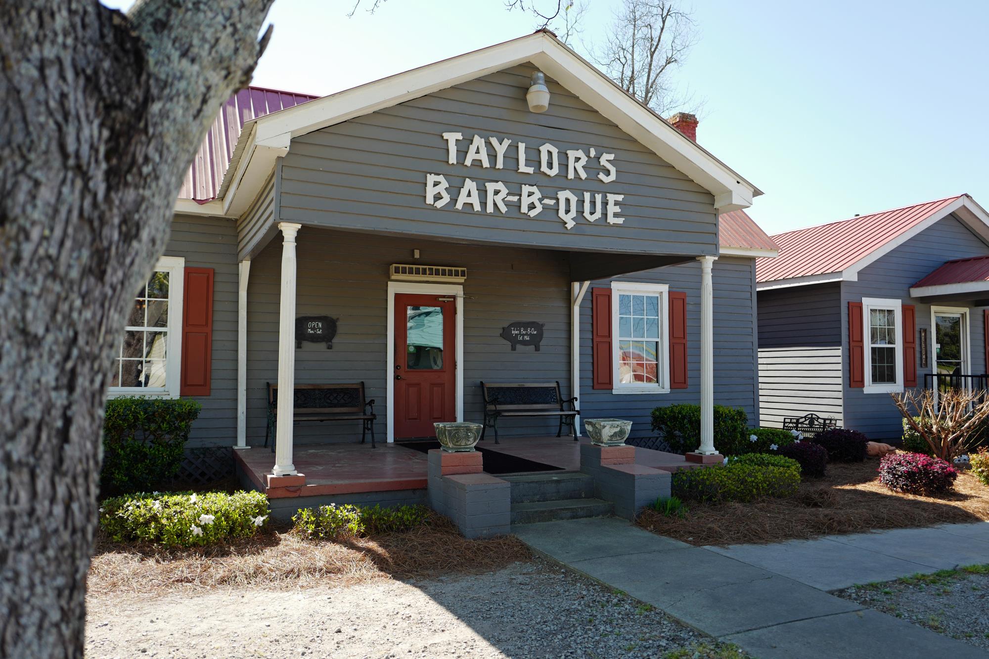Taylor's BarBQue Roadfood