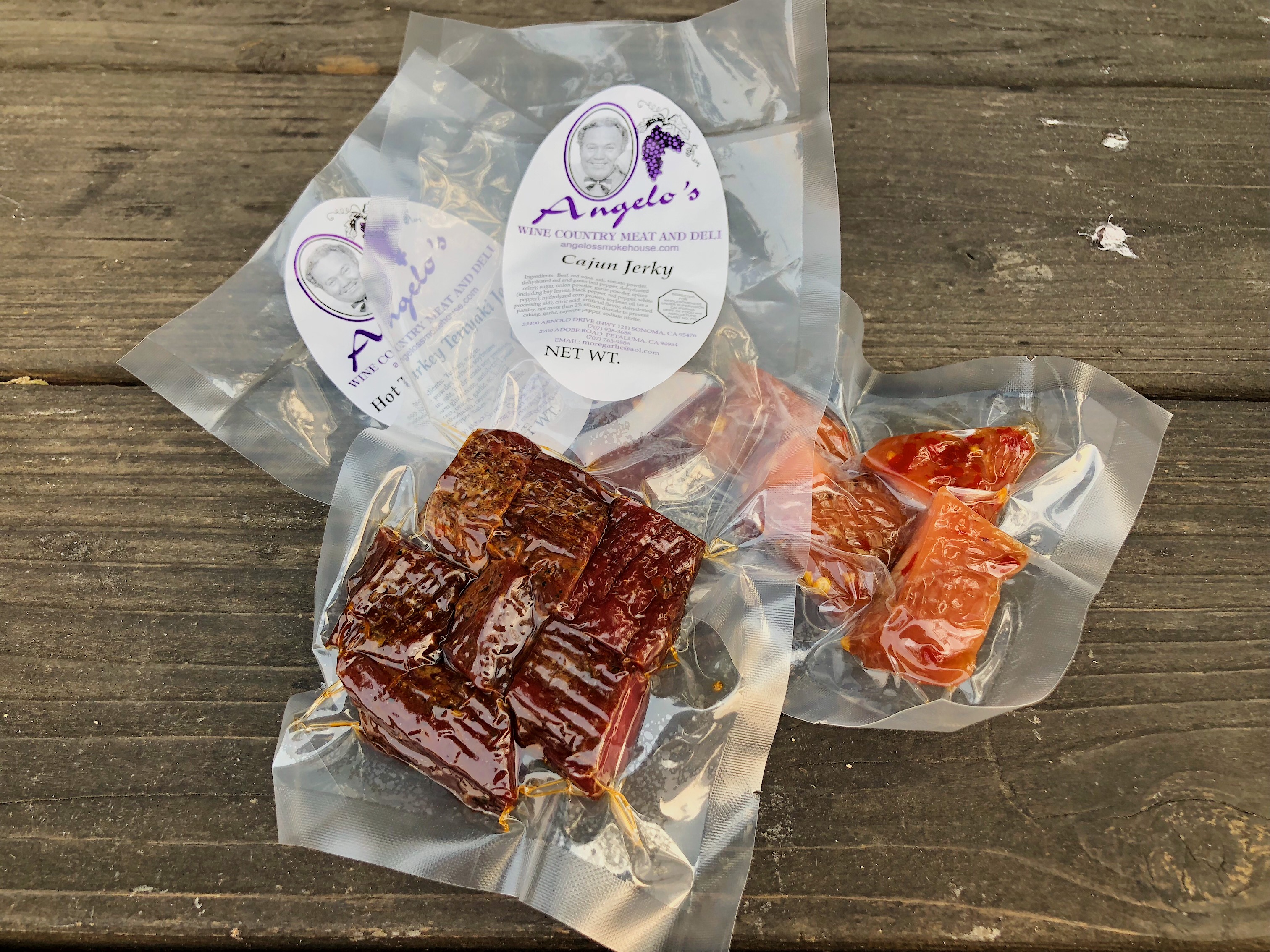 Angelo’s Wine Country Deli Sonoma, CA Review & What to Eat