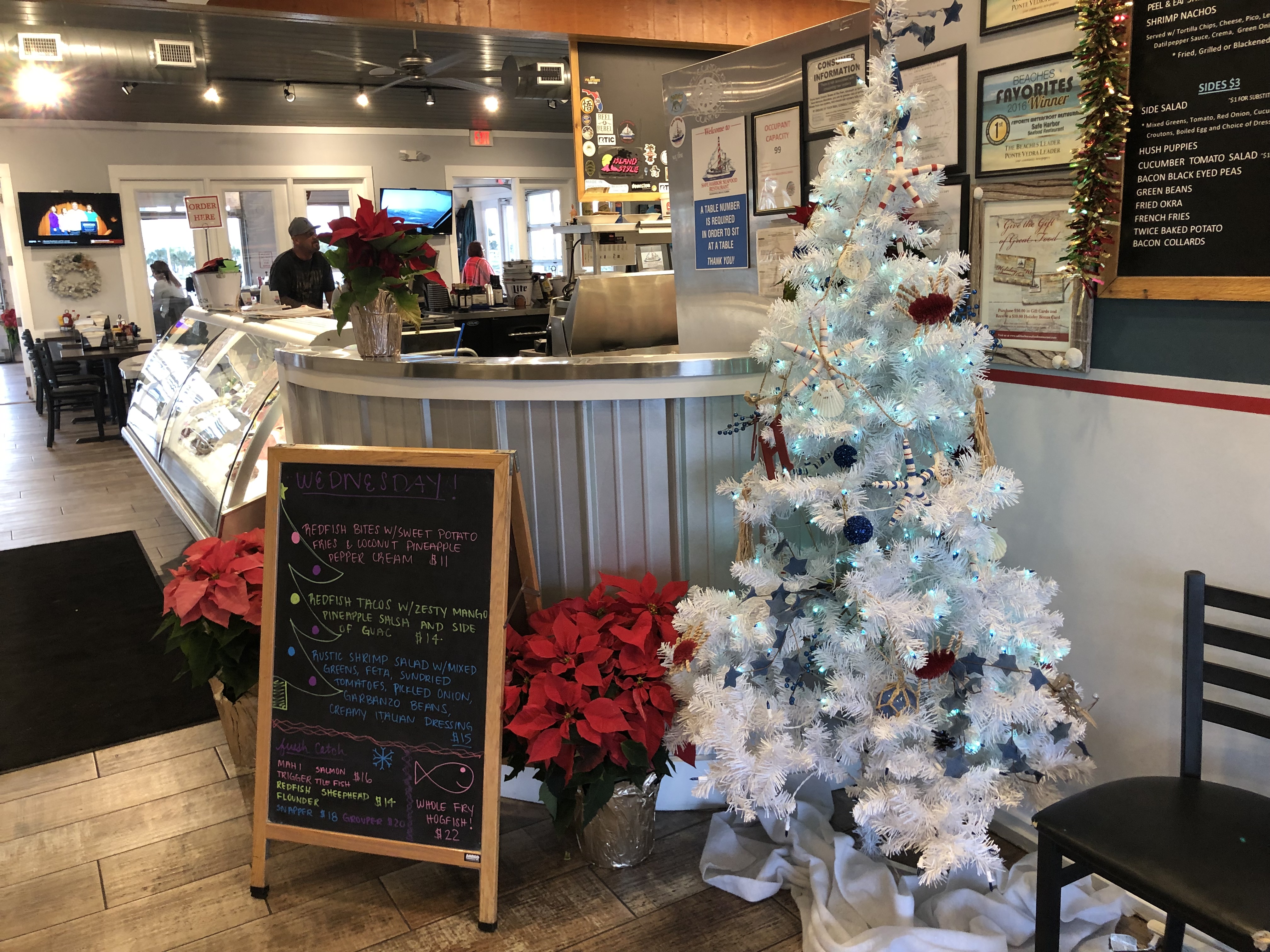 Safe Harbor Restaurant Jacksonville Beach, FL Review & What to Eat