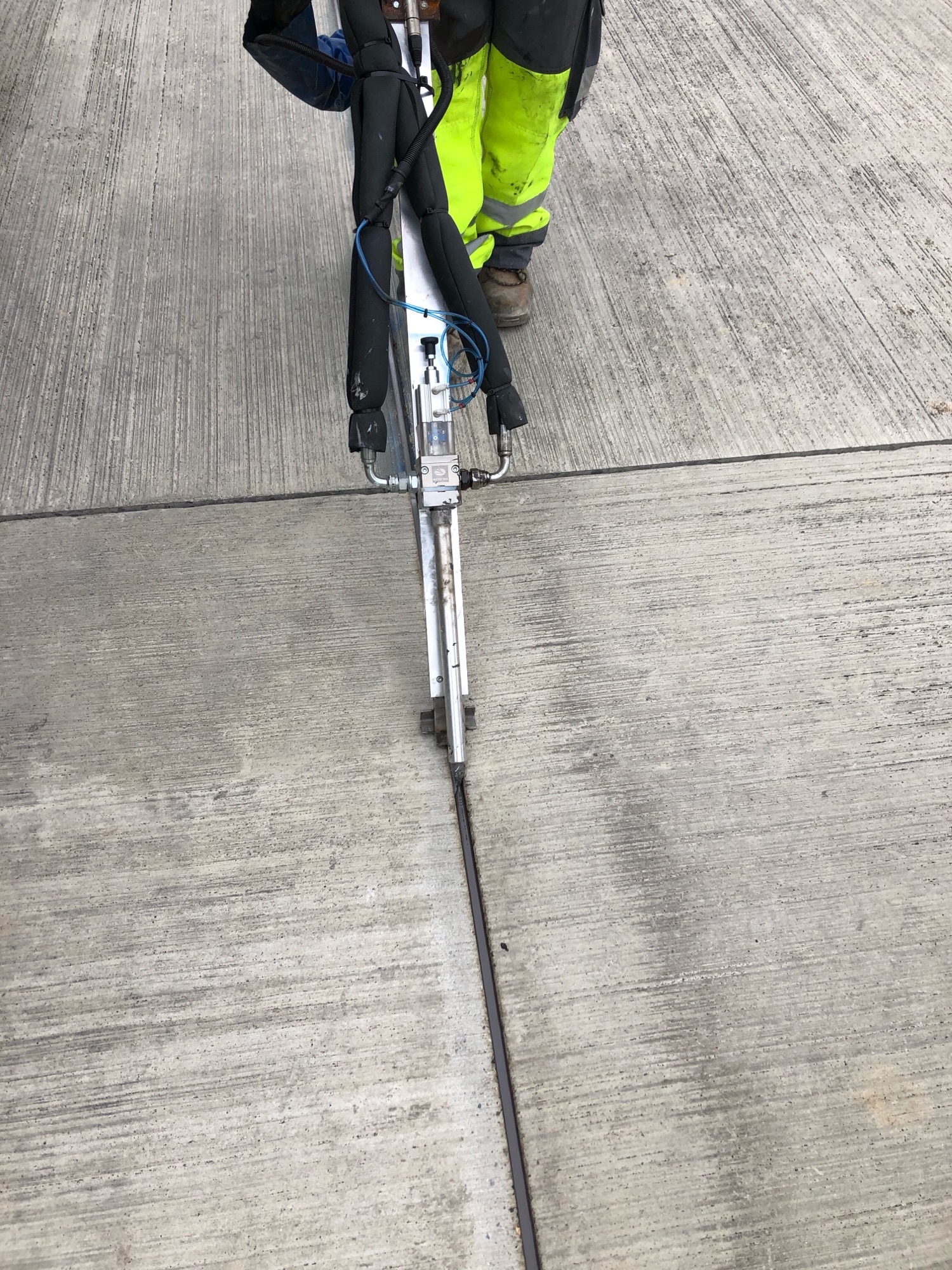 Concrete Cutting and Joint Sealing at Gatwick Roadgrip