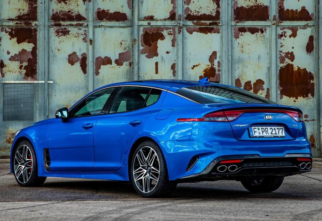 Фото нового Киа Стингер 2026 фото салона и багажник KIA Stinger