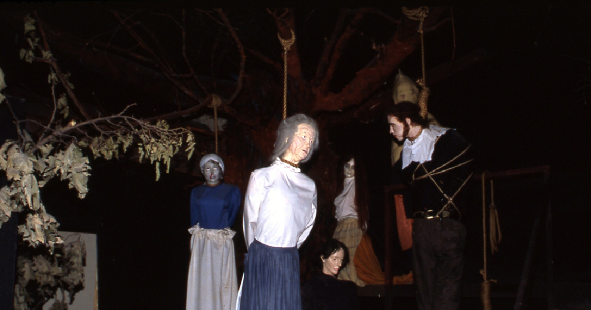 Back in the ROADSIDE USA 44 Witch Dungeon Museum, Salem, MA バックナンバー