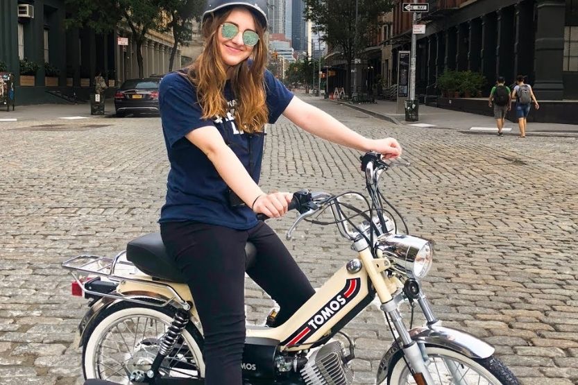 Moped Vs Scooter [What Are the Differences Between Them?] • Road Sumo